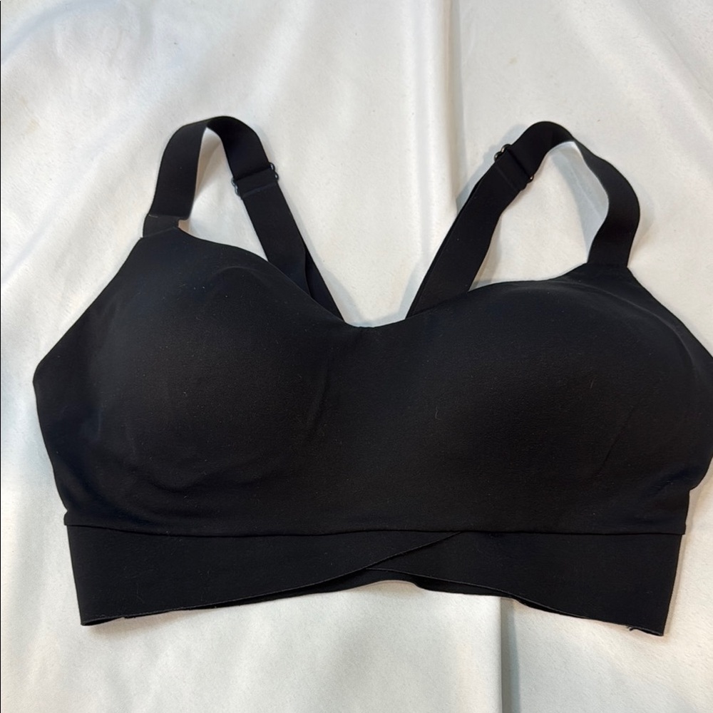 Victoria’s Secret OnPoint Sports bra, Black Women's Intimate Bra, Size S-DD/P-DD